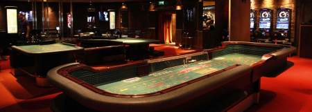 hippodrome craps lola's bar